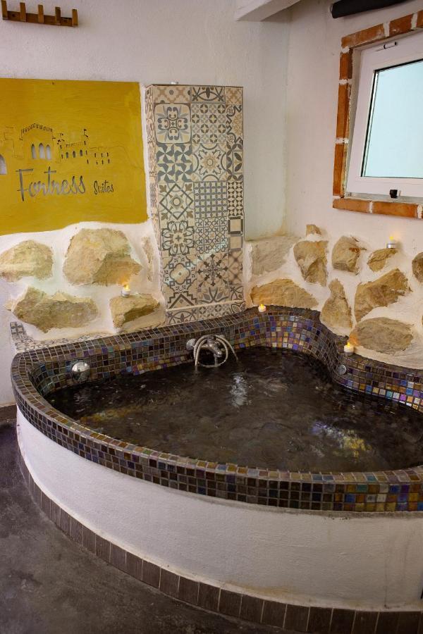 Fortress Jacuzzi Suites Xàtiva Exterior foto